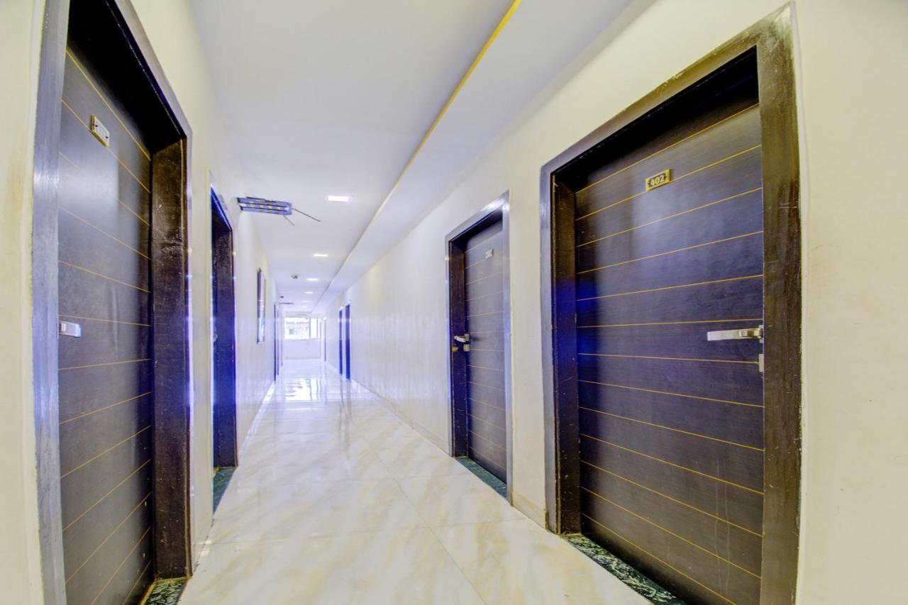 Oyo 76486 Silver Moon Mumbai Exterior photo